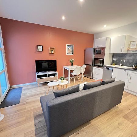Le Remois - Charmant T2 - Renove - Parking - Cour Privative - Wifi Reims Ngoại thất bức ảnh